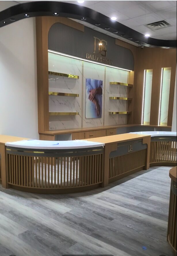 Dallas Gold jewelry store custom counters display cabinetry and illuminated retail interior
